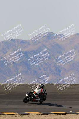 media/Nov-10-2023-Twins on Track (CVR) (Fri) [[0a94bef841]]/3-B Group/Session 2 (Bowl Backside)/